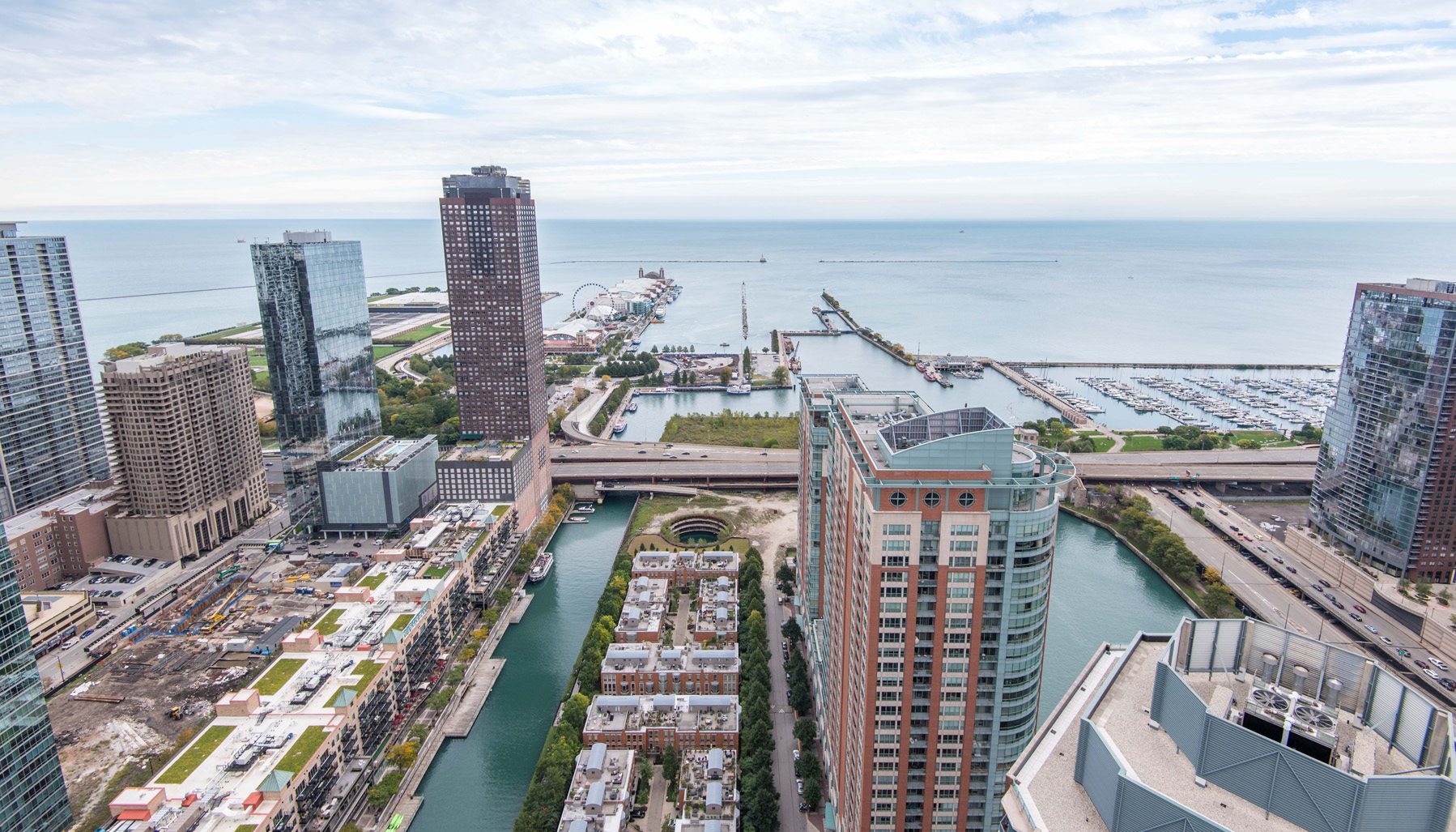 Living in Streeterville Chicago 2026