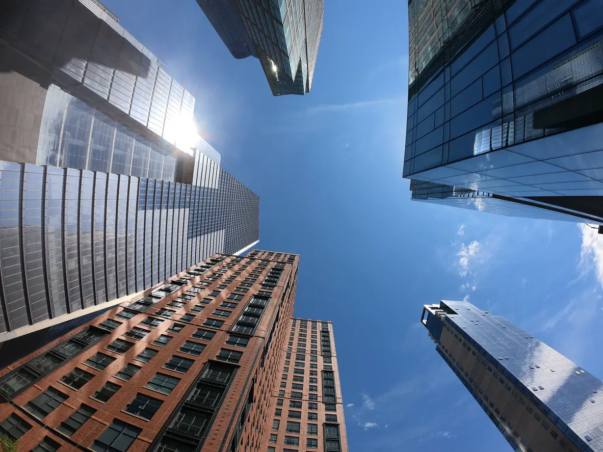 Chicago Neighborhood Comparison Guide